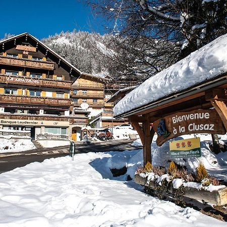Hotel La Montagne La Clusaz Exterior foto